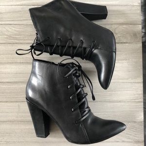 Steve Madden Jillina Booties